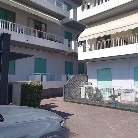 Residence Mara Lido di Jesolo Exterior foto